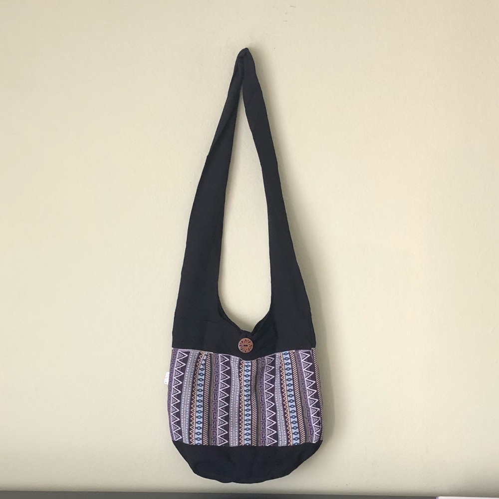 Cute Hippie hobo crossbody bag. Lightweight. NEW!